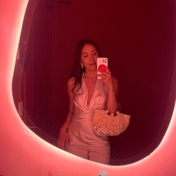 Meet your Posher, Fernanda - Picture 5 of 5